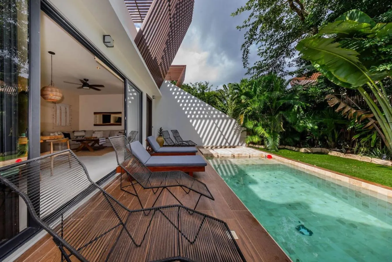 Villa Asana With Stunning Luxury Pool And Private Rooftop Tulum